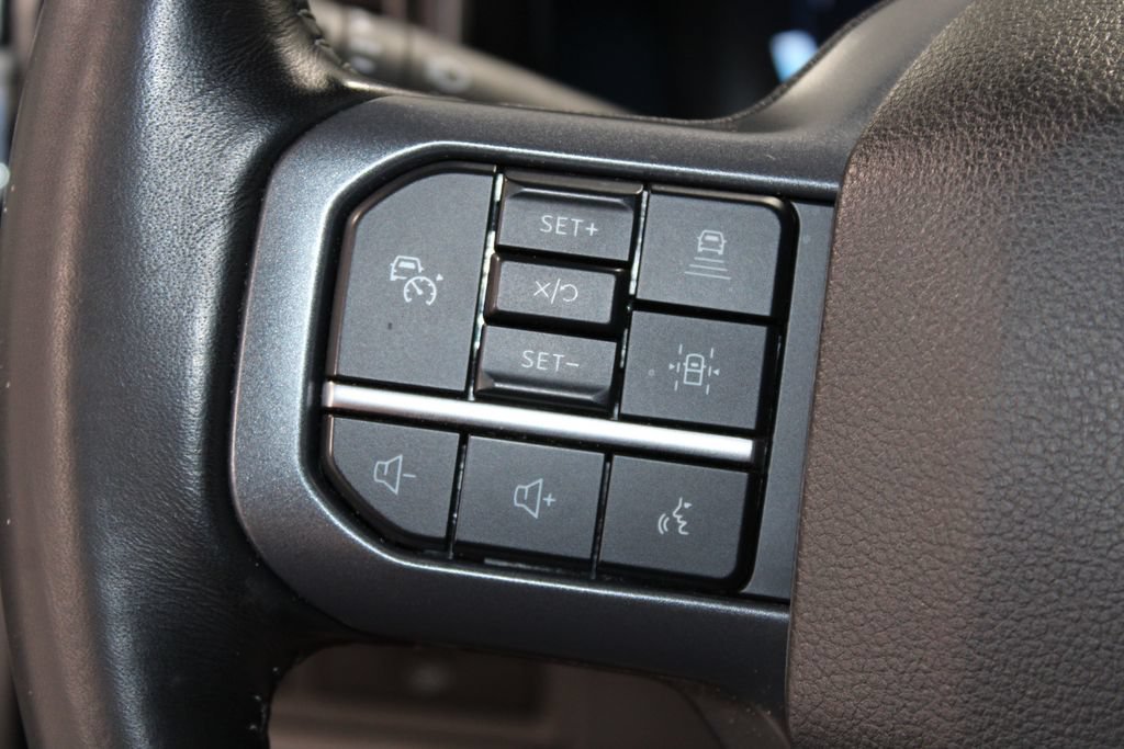 Used 2023 Ford F250 Lariat w/ Lariat Ultimate Package AWD/4WD image 39