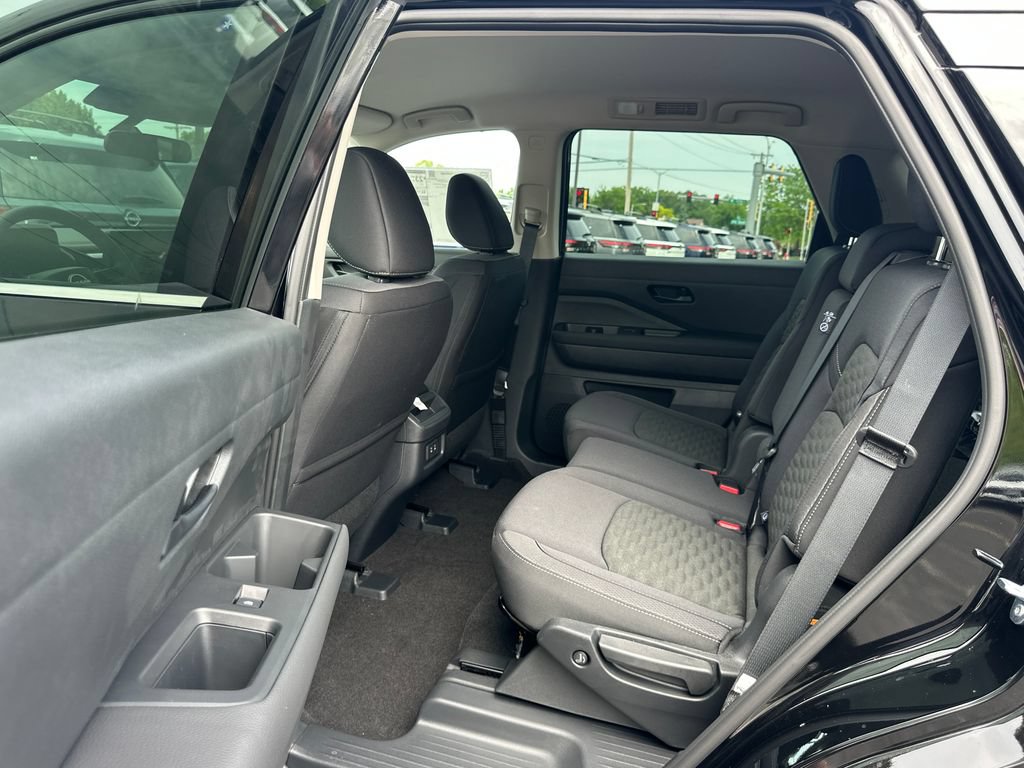 New 2026 Nissan Pathfinder SV AWD/4WD image 13