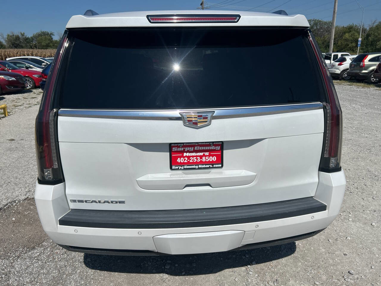 Used 2016 Cadillac Escalade Platinum image 4