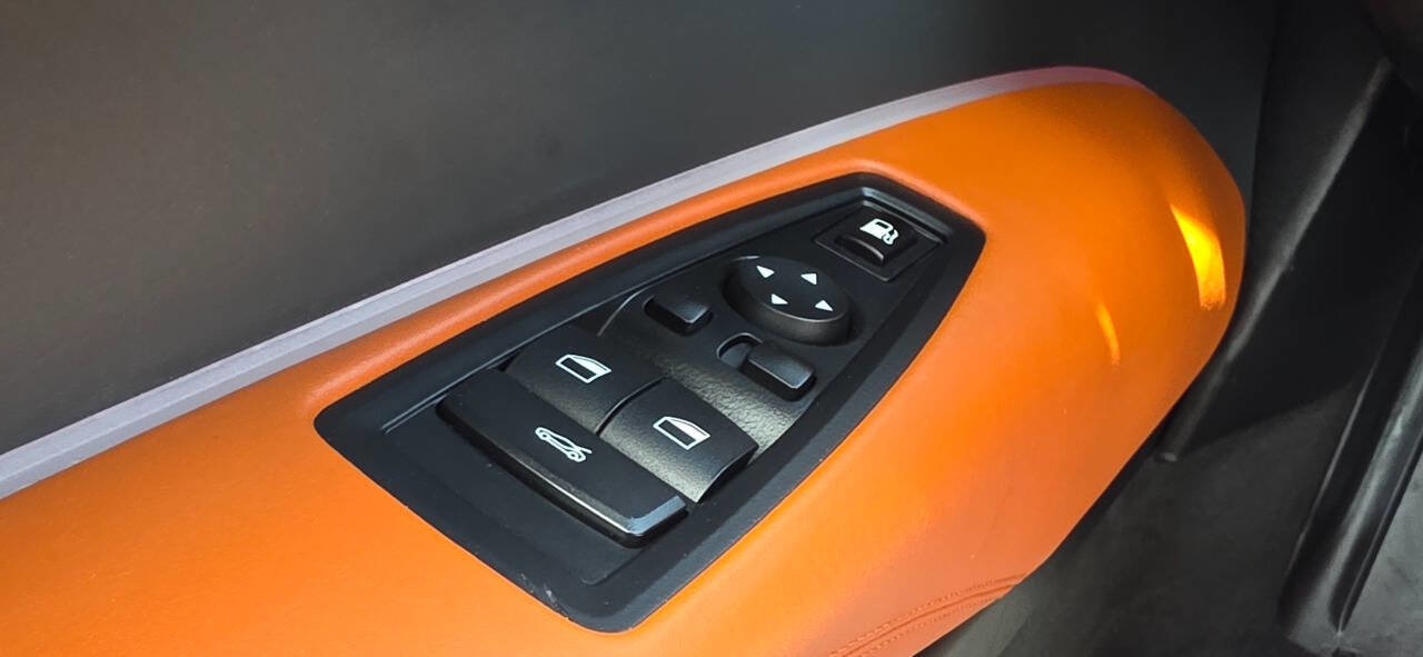 Used 2019 BMW i8 Roadster image 55