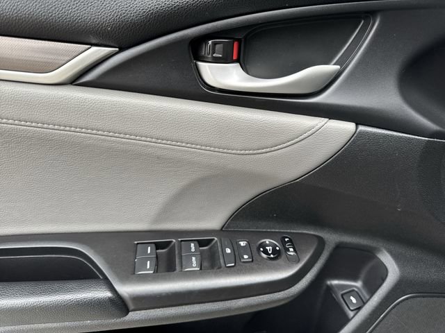 Used 2019 Honda Civic Touring image 24
