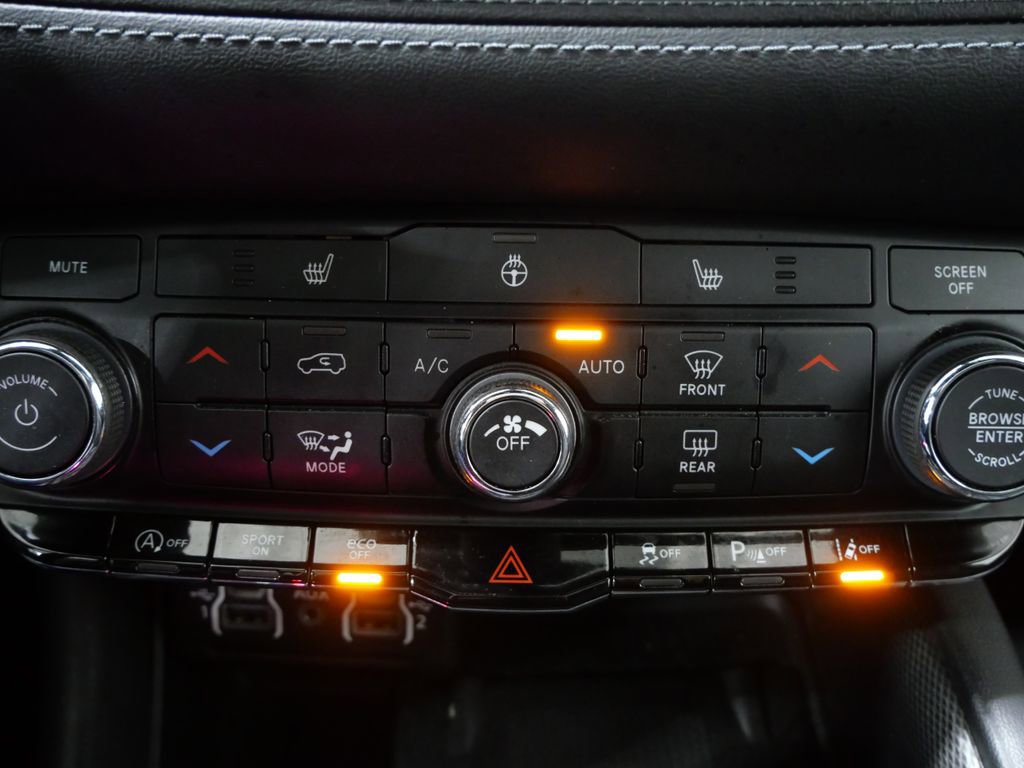 Used 2022 Dodge Durango GT image 18