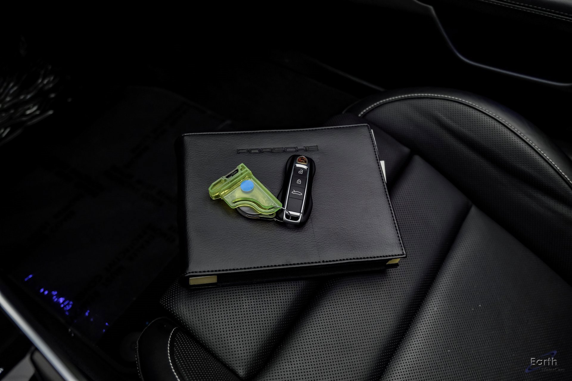 Used 2022 Porsche 911 Turbo S image 95