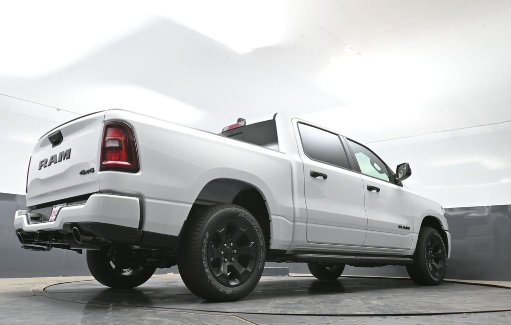 New 2026 RAM 1500 Express AWD/4WD image 37