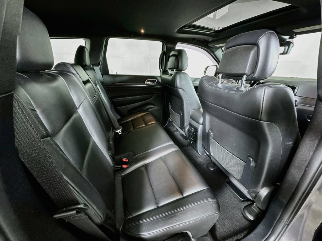 Used 2020 Jeep Grand Cherokee Limited w/ Premium Lighting Group AWD/4WD image 28