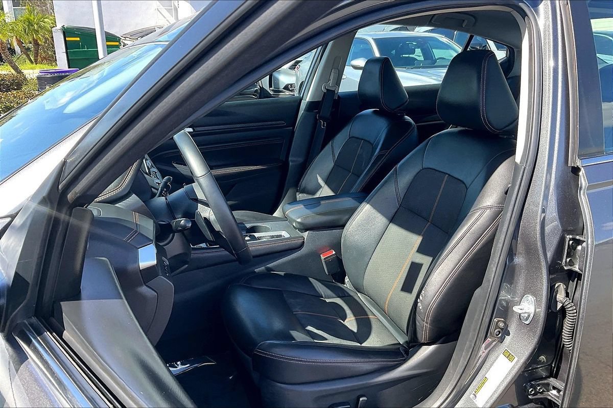 Used 2021 Nissan Altima 2.5 SR FWD image 7