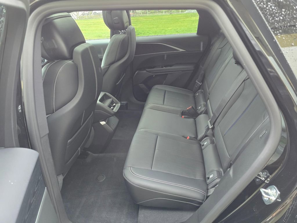 New 2026 Cadillac Lyriq Sport image 16