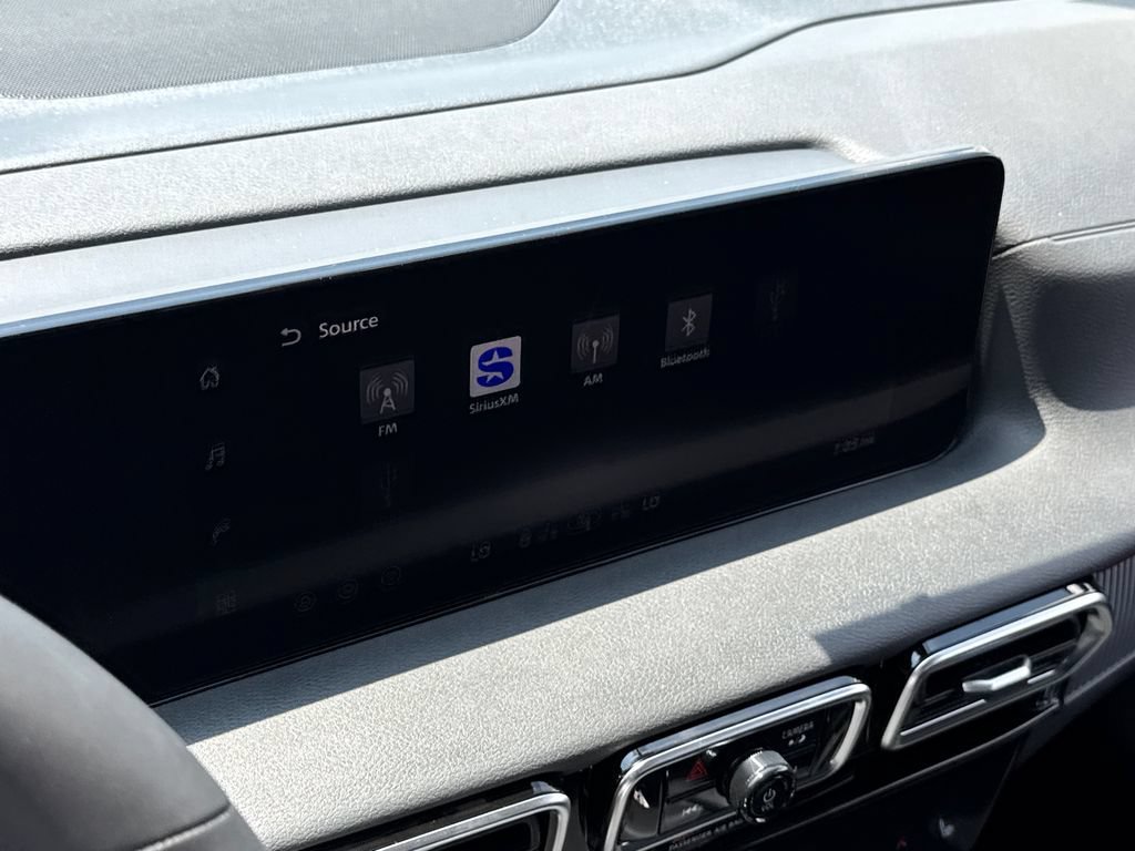 New 2026 Nissan Sentra SR w/ SR Premium Package FWD image 11