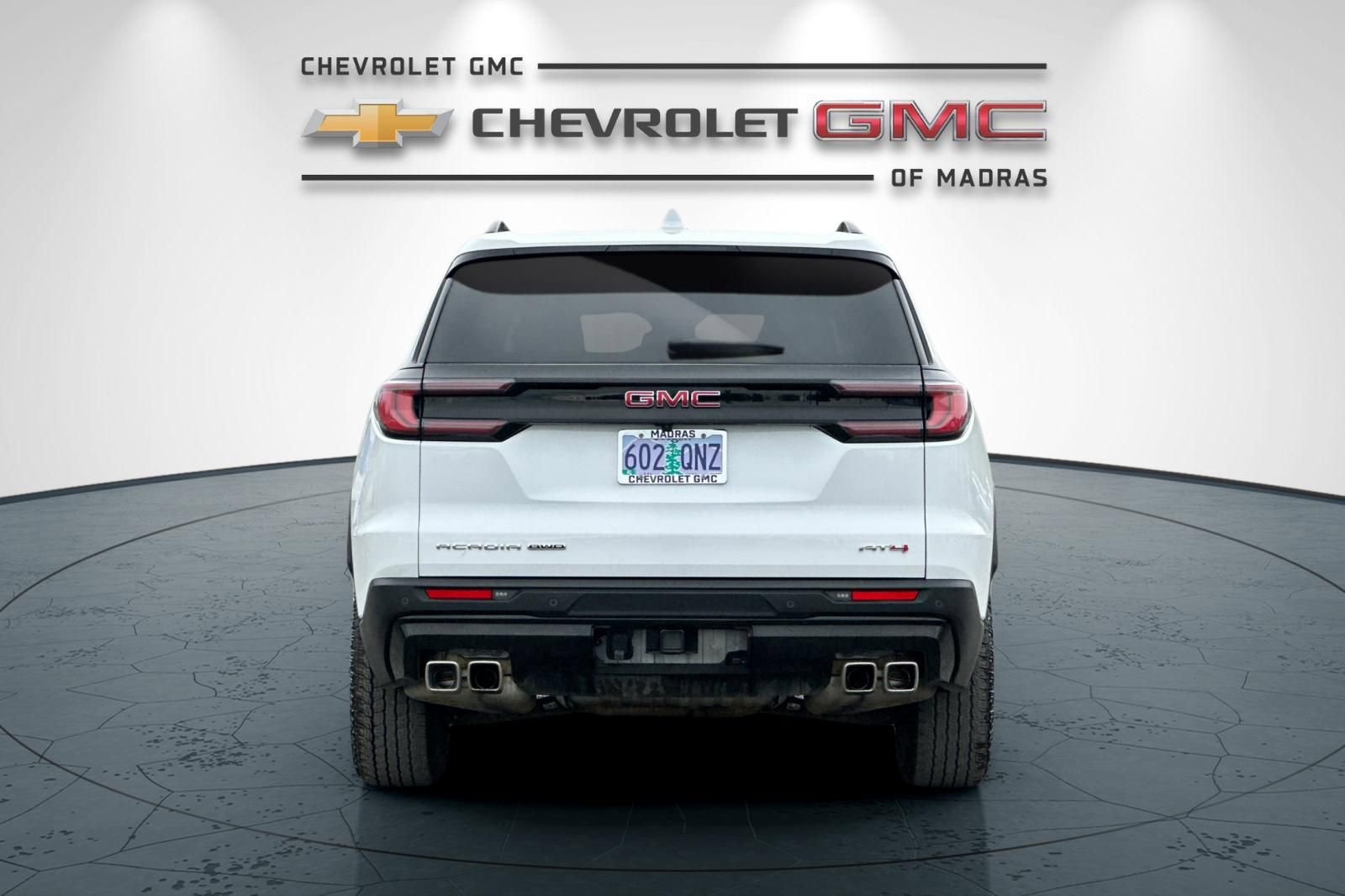 Used 2025 GMC Acadia AT4 w/ LPO, Floor Liner Package image 4