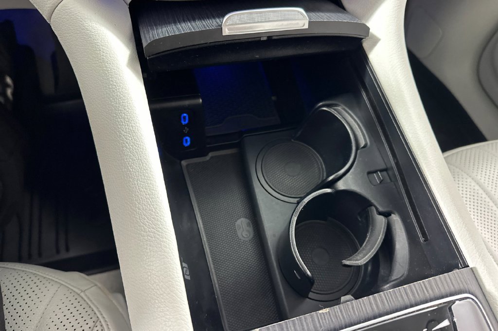 Certified 2023 Mercedes-Benz EQS 580 4MATIC SUV image 36