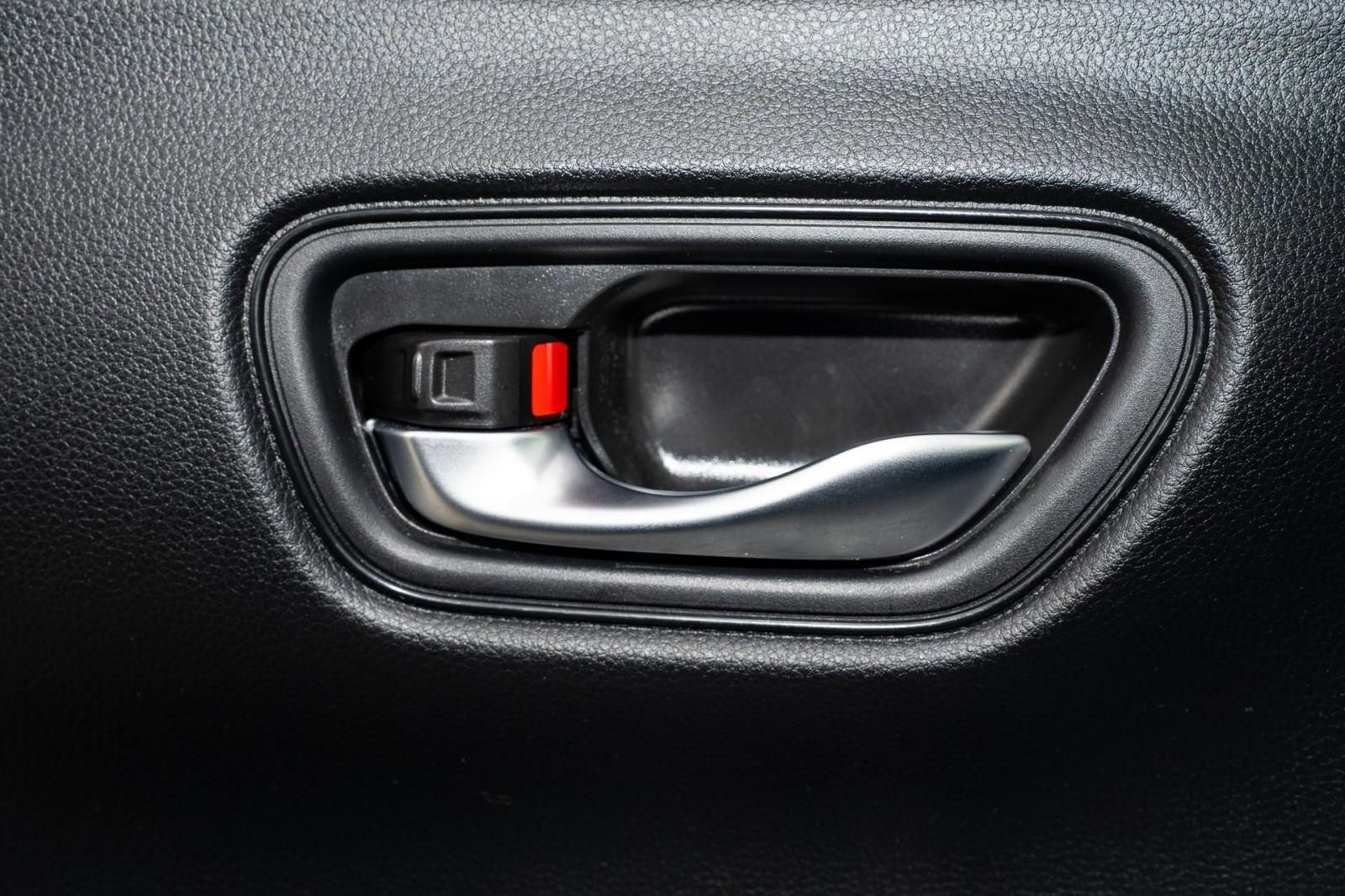 Certified 2024 Honda HR-V EX-L image 29