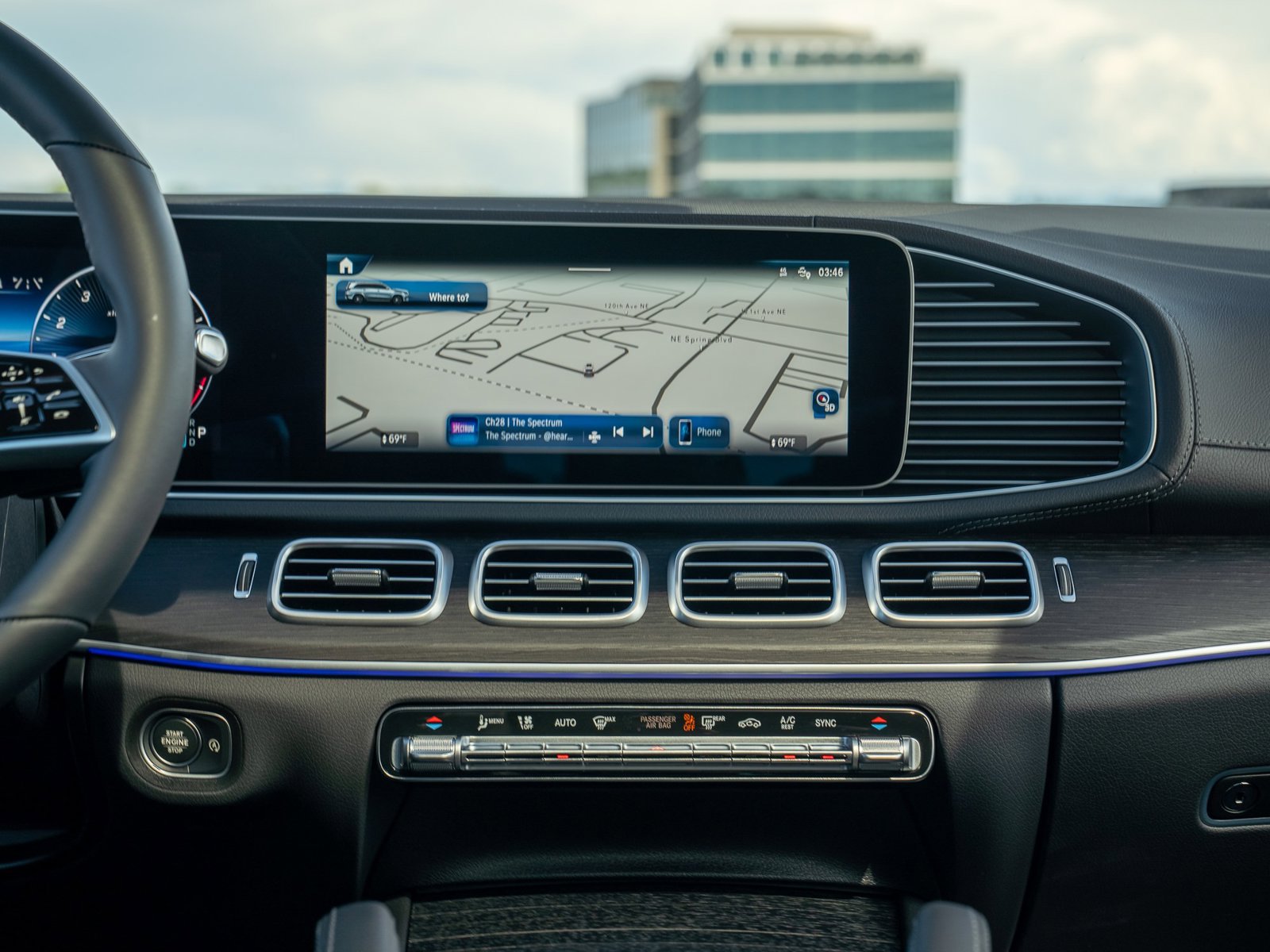 Certified 2025 Mercedes-Benz GLS 450 4MATIC image 25