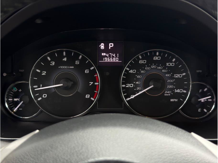 Used 2012 Subaru Outback 2.5i Premium AWD/4WD image 15