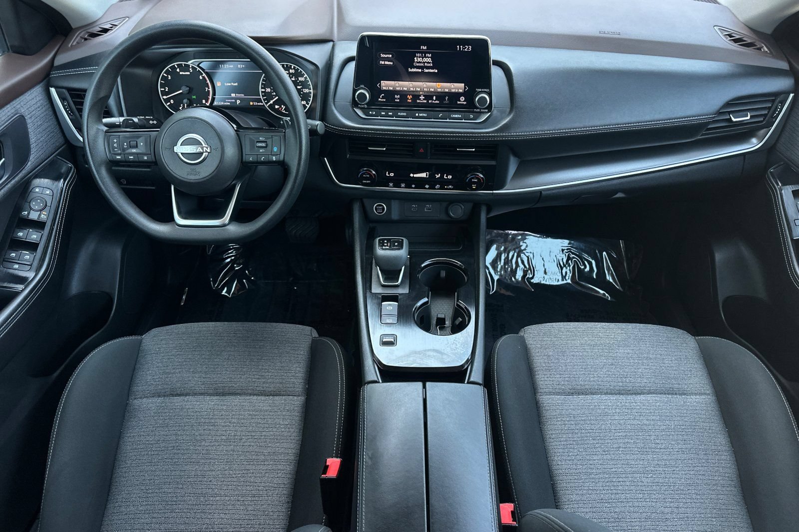 Used 2023 Nissan Rogue SV FWD image 16