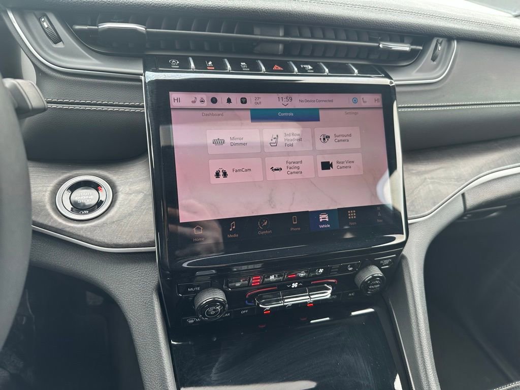 Used 2024 Jeep Grand Cherokee L Limited w/ Luxury Tech Group II image 24