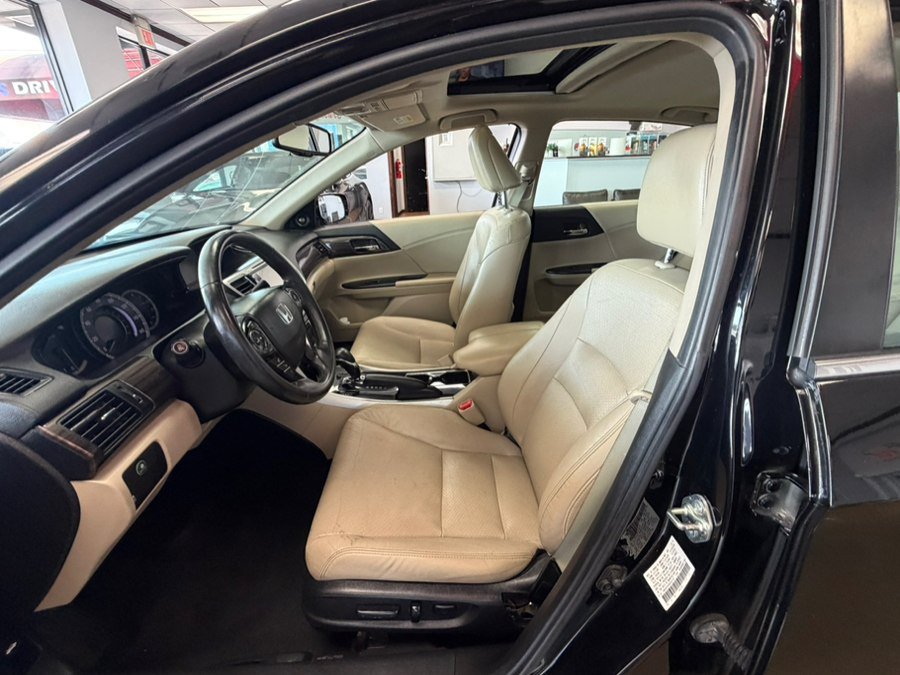 Used 2017 Honda Accord EX-L image 23