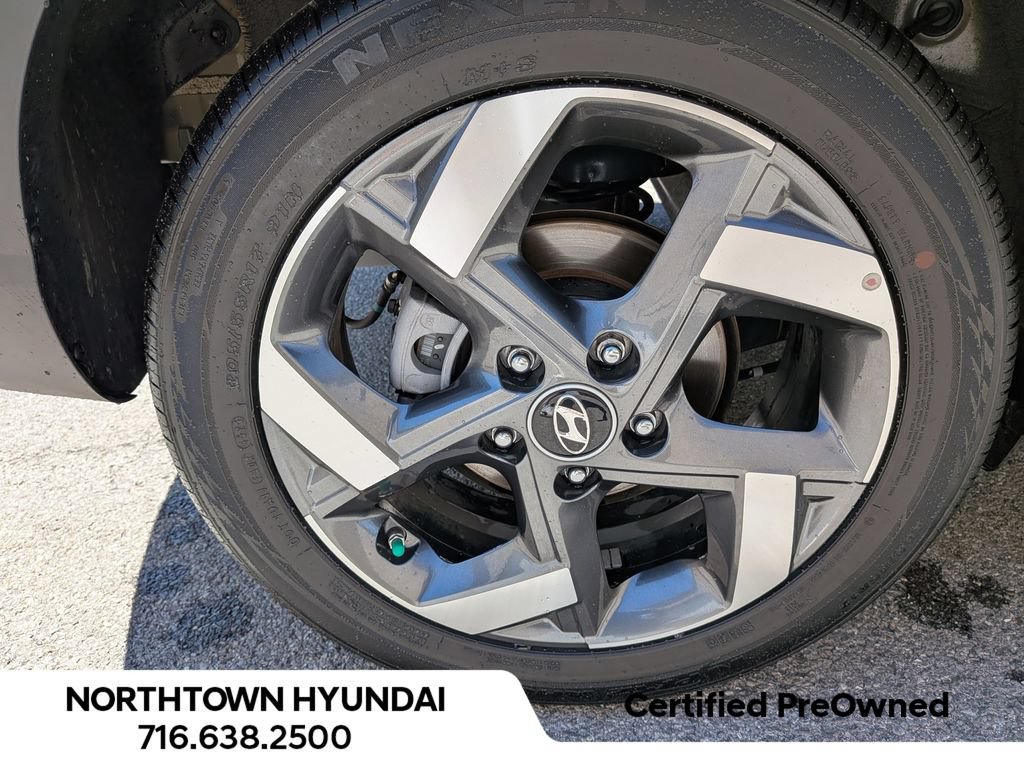 Certified 2026 Hyundai Venue SEL FWD image 42