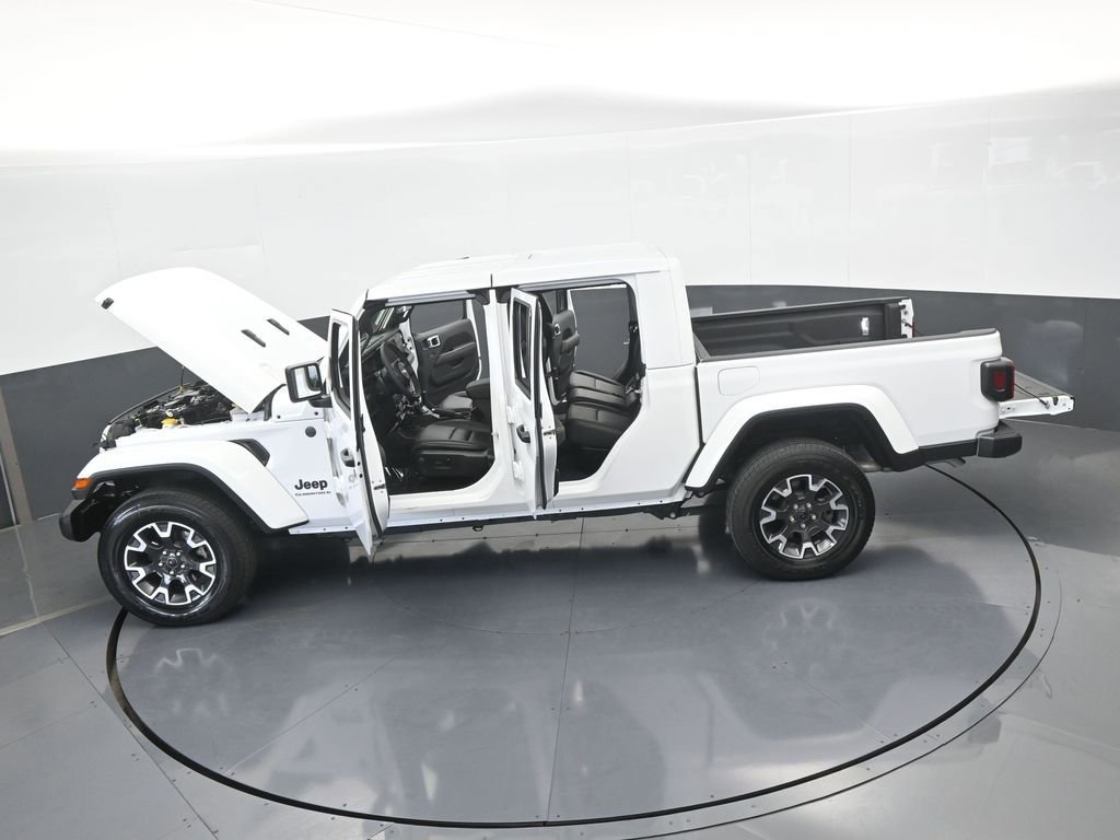 Used 2024 Jeep Gladiator Sport w/ Premium Package image 69
