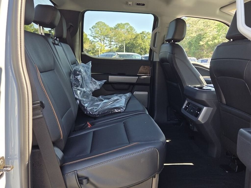 New 2027 Ford F350 Lariat w/ Black Appearance Package AWD/4WD image 16
