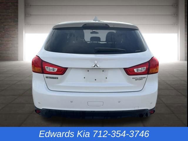 Used 2017 Mitsubishi Outlander Sport LE image 5