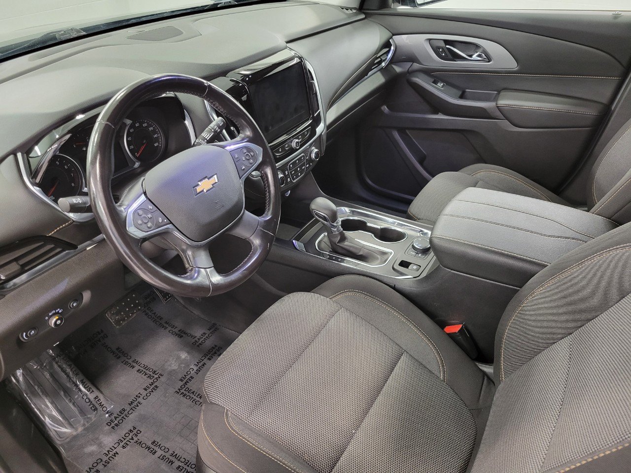 Used 2021 Chevrolet Traverse LT w/ LPO, Floor Liner Package AWD/4WD image 9