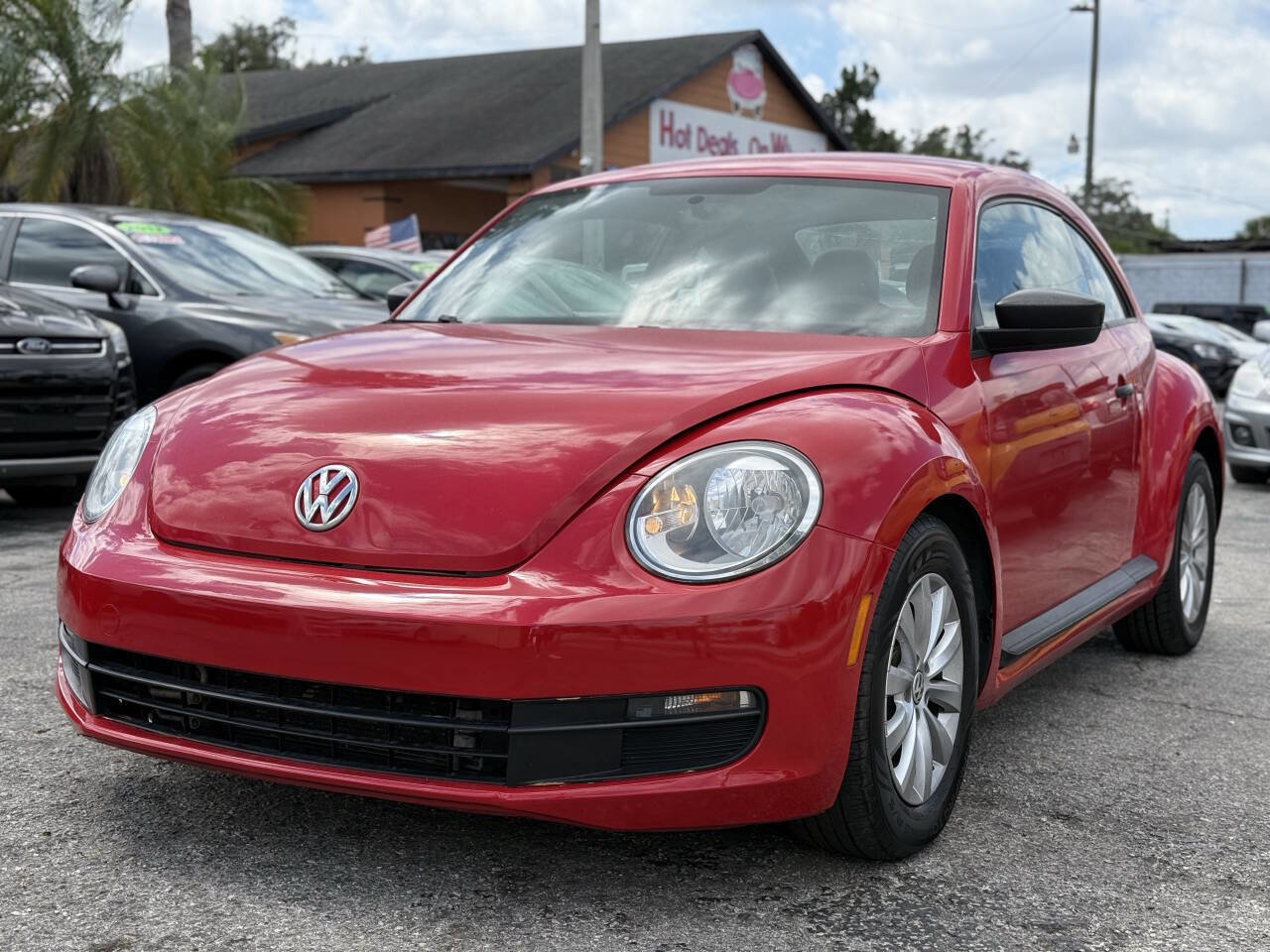 Used 2017 Volkswagen Beetle 1.8T Classic FWD image 3