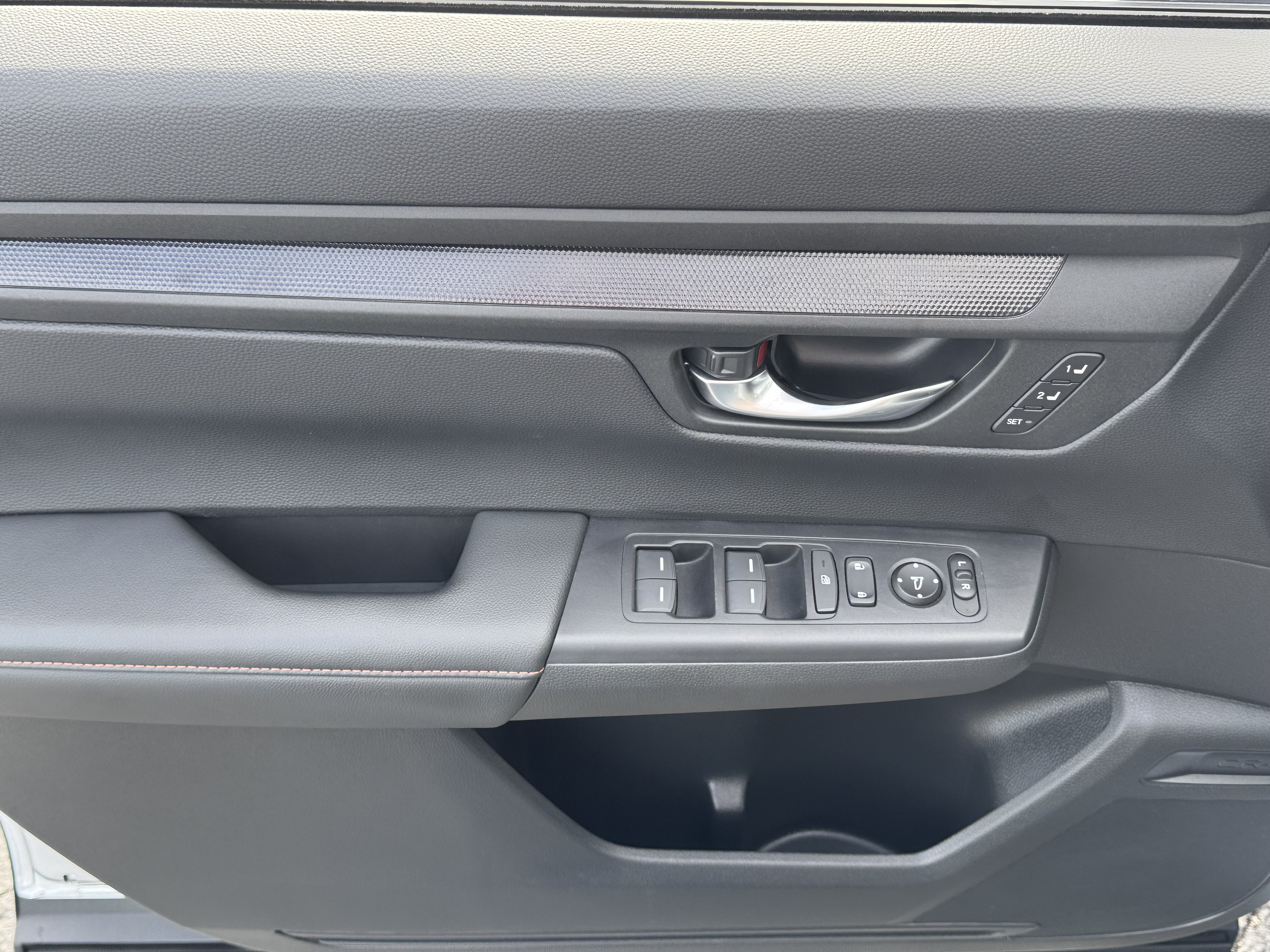 Used 2024 Honda CR-V Sport-L image 17