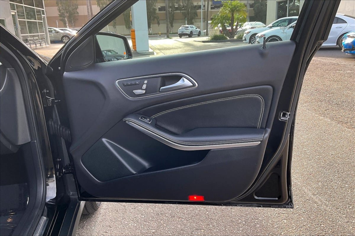 Used 2019 Mercedes-Benz GLA 250 image 22