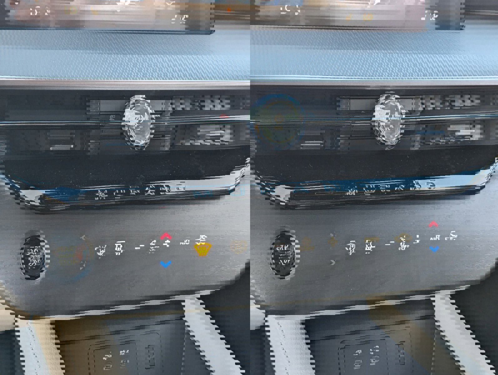 New 2025 Nissan Murano SV image 18