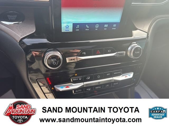 Used 2023 Ford Explorer Platinum w/ Technology Package AWD/4WD image 23