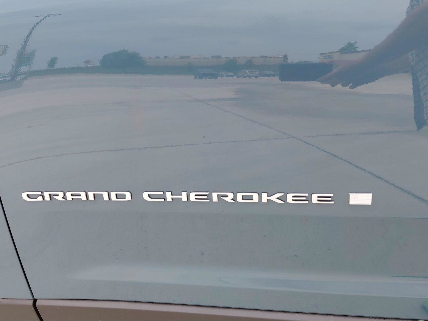 New 2026 Jeep Grand Cherokee Limited w/ Luxury Tech Group II AWD/4WD image 25
