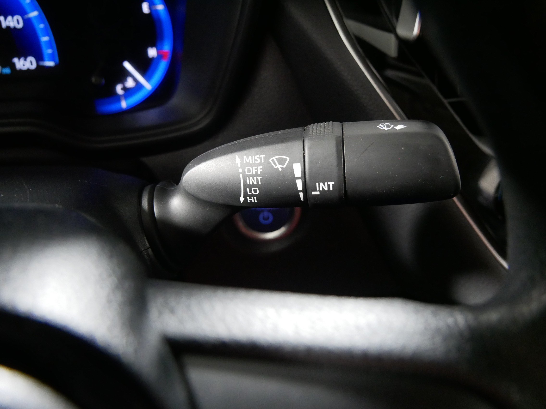Used 2021 Toyota Corolla LE FWD image 30
