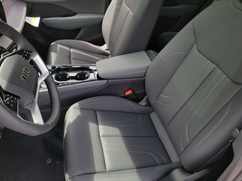 New 2026 Audi Q3 quattro 2.0T AWD/4WD image 17