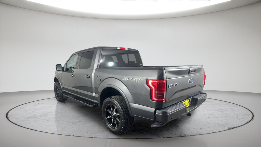 Used 2017 Ford F150 Lariat w/ Equipment Group 502A Luxury AWD/4WD image 12