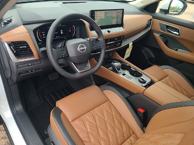 New 2026 Nissan Rogue Platinum AWD/4WD image 13