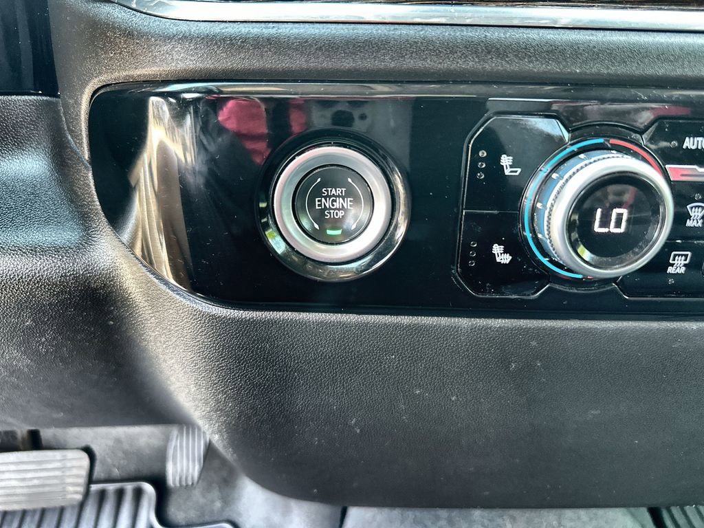 Certified 2024 GMC Sierra 1500 Elevation AWD/4WD image 17