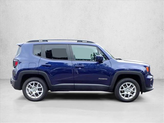 Used 2019 Jeep Renegade Latitude w/ Cold Weather Group AWD/4WD video 4