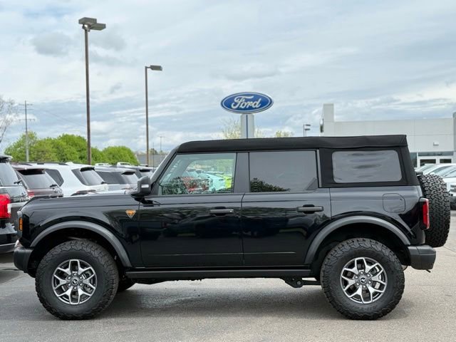 Used 2025 Ford Bronco Badlands AWD/4WD image 47