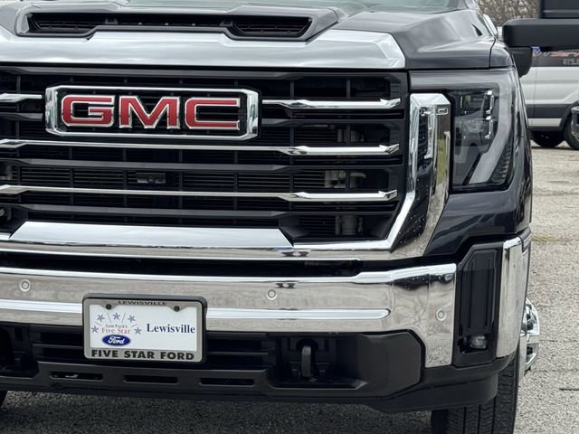 Used 2025 GMC Sierra 3500 SLT w/ SLT Convenience Package image 8