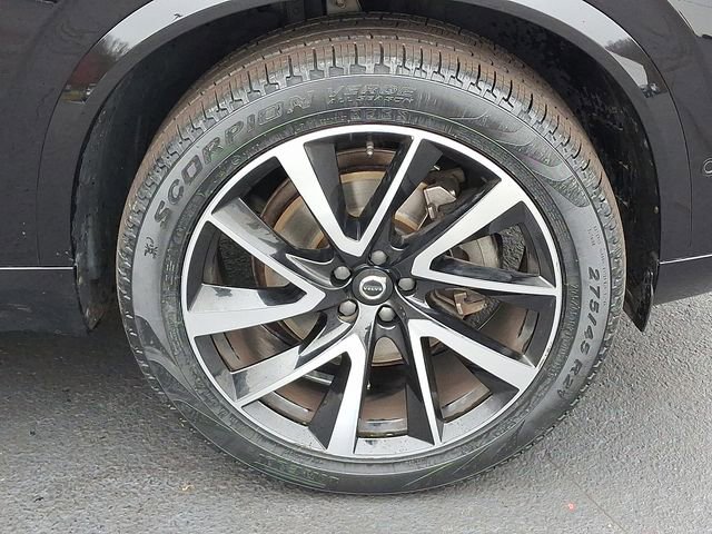Used 2023 Volvo XC90 B5 Plus w/ Protection Package Premier image 11