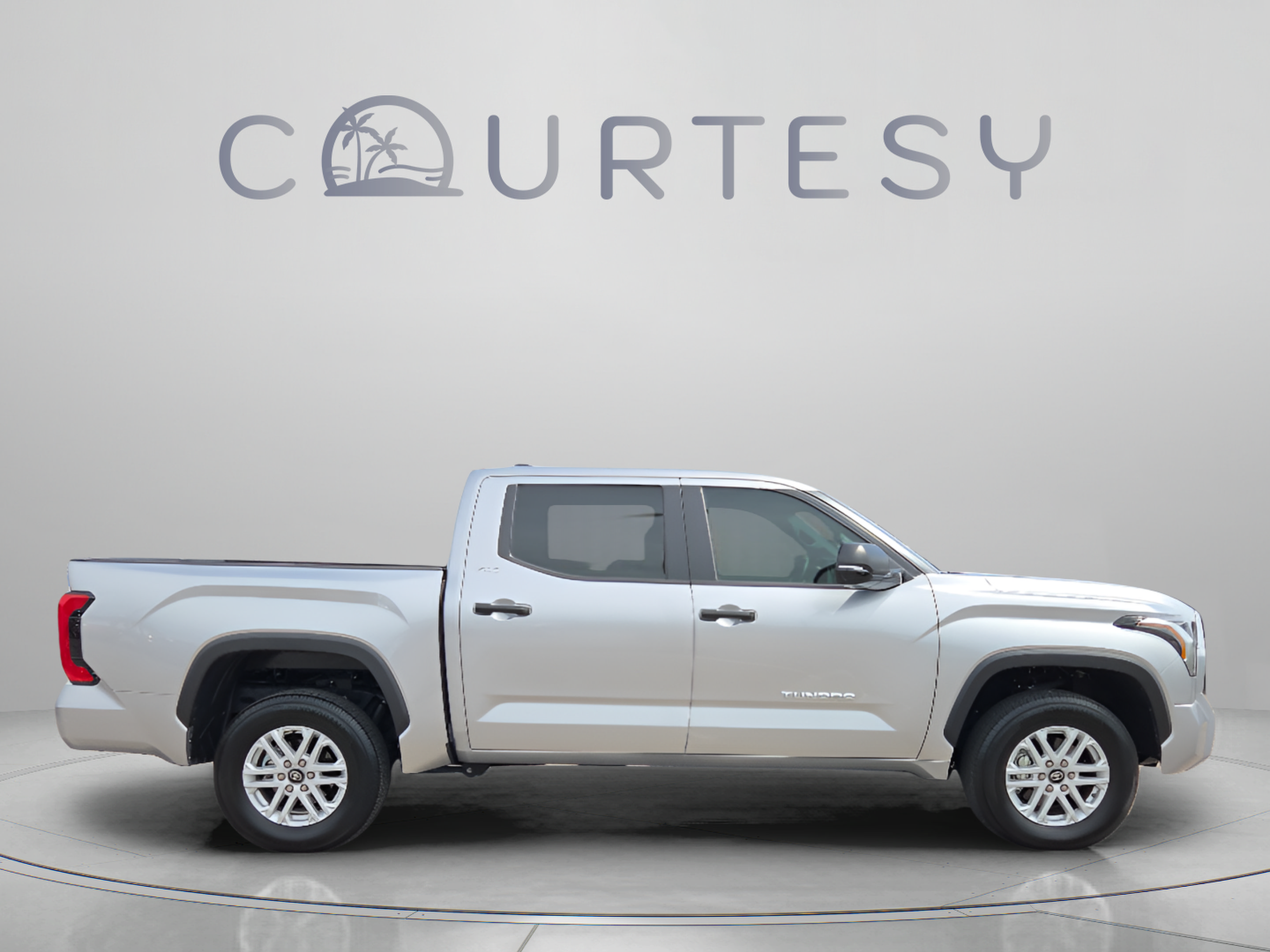 Certified 2025 Toyota Tundra SR5 w/ SR5 Convenience Package AWD/4WD image 8