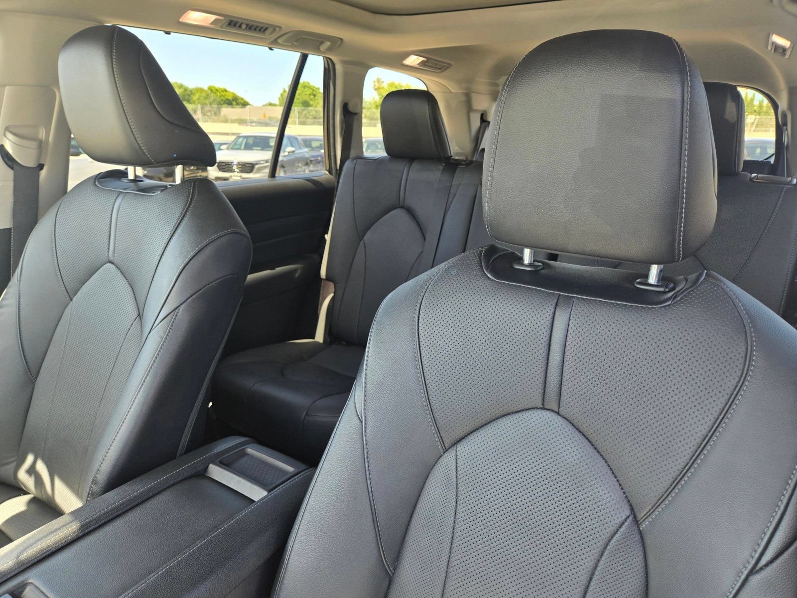 Used 2025 Toyota Grand Highlander FWD image 14