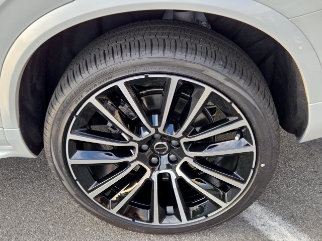 New 2026 Volvo XC90 B6 Plus AWD/4WD image 7