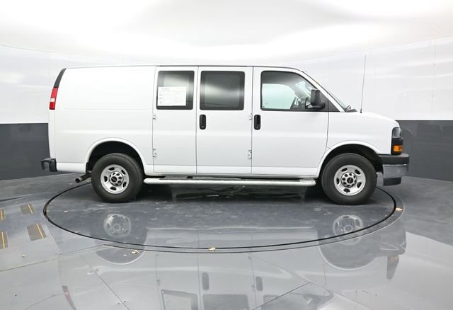 Used 2024 GMC Savana 2500 w/ Driver Convenience Package image 8
