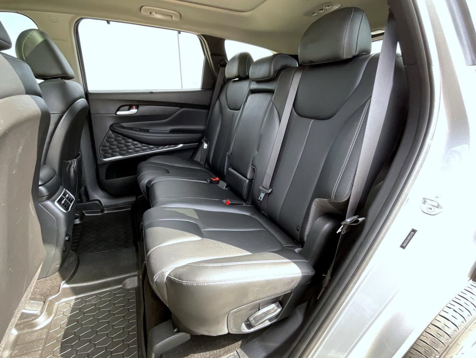 Certified 2023 Hyundai Santa Fe SEL w/ Premium Package AWD/4WD image 20