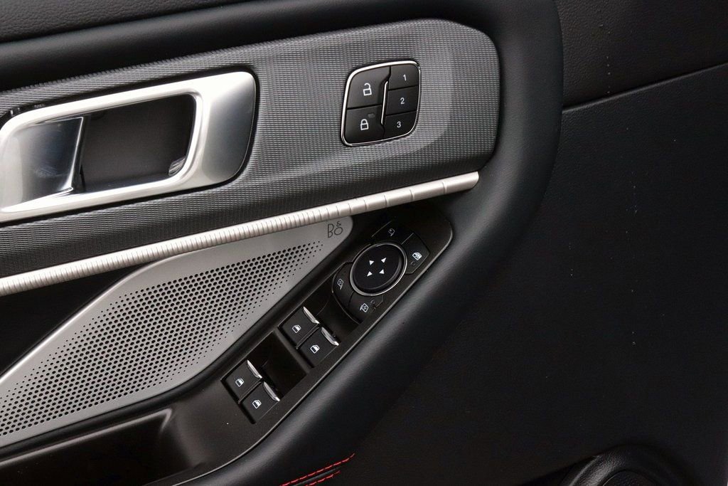 New 2026 Ford Explorer ST w/ Sun And Sound Package image 11