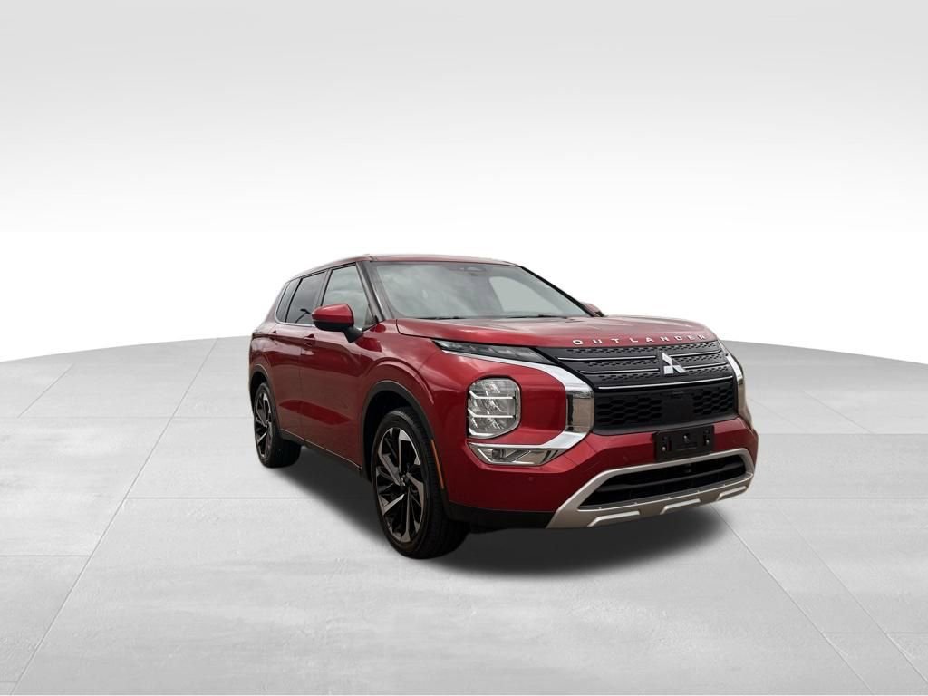 Used 2024 Mitsubishi Outlander SE image 8