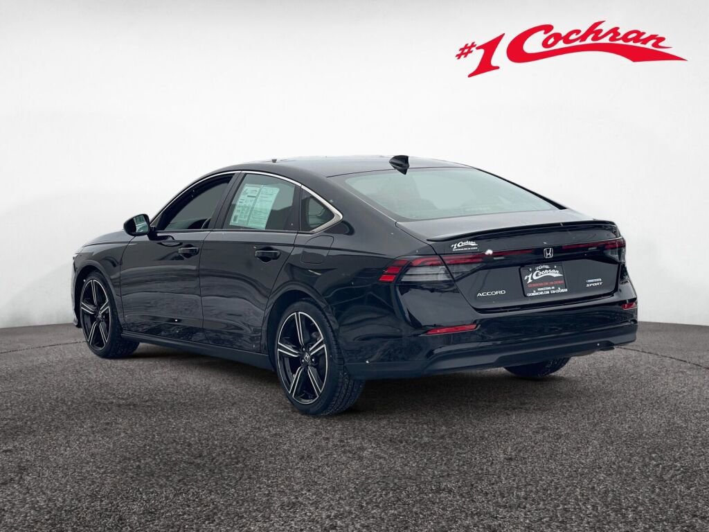 Used 2023 Honda Accord Sport image 14