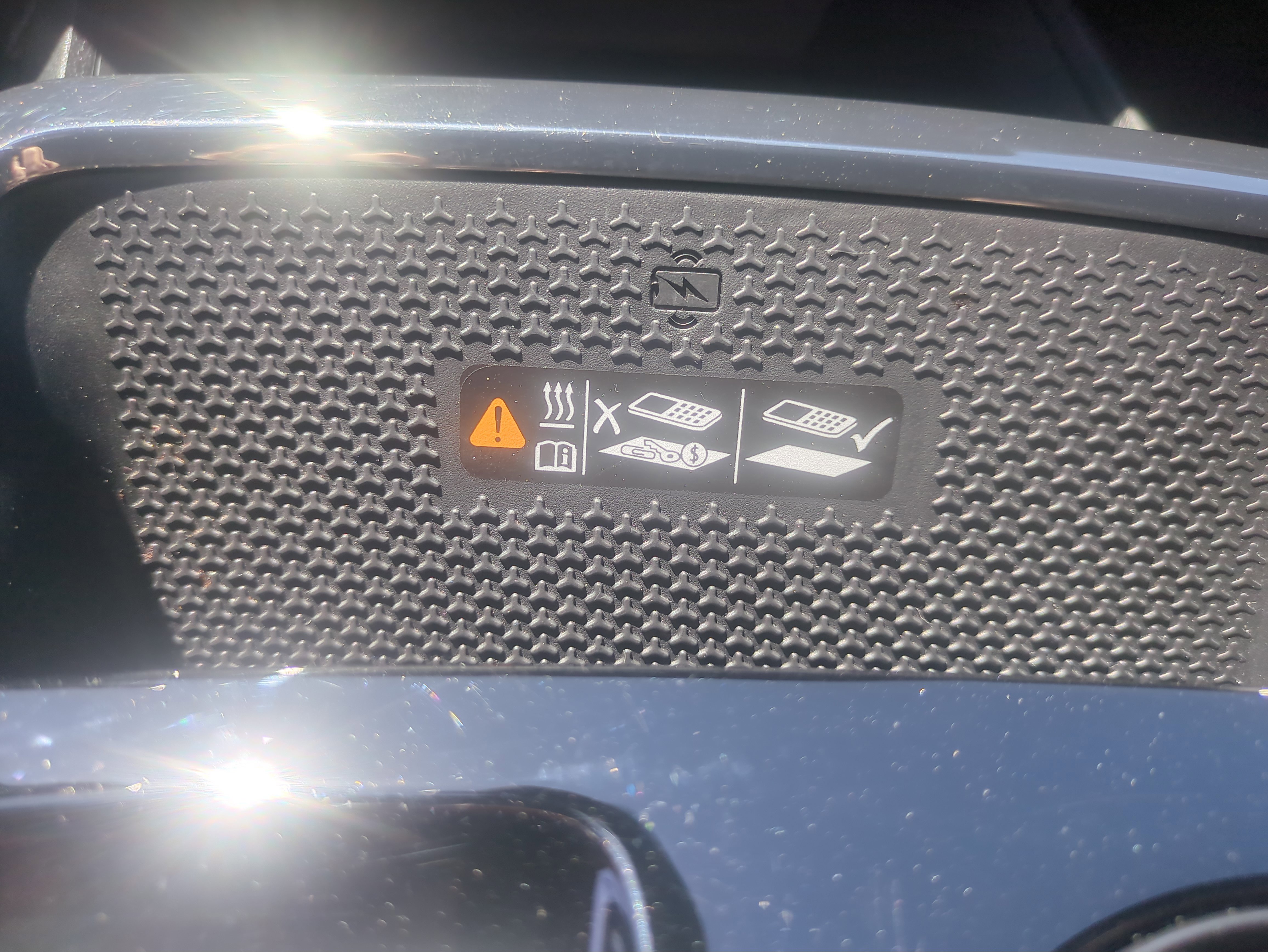 Used 2025 Chevrolet Equinox RS w/ Safety and Technology Package FWD image 24