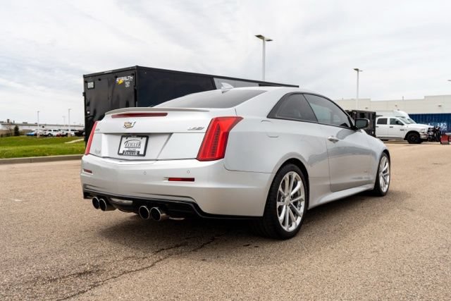 Used 2017 Cadillac ATS V w/ Luxury Package RWD image 7
